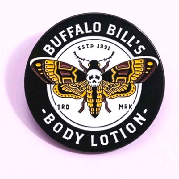 Horror Enamel Pin - Picture 1 of 2